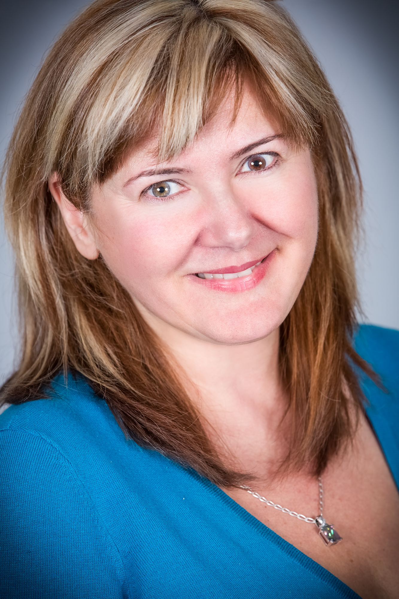 38 STUDIO Photo Marie Jose Hains Portrait Affaire 2U7A9532 Modifier