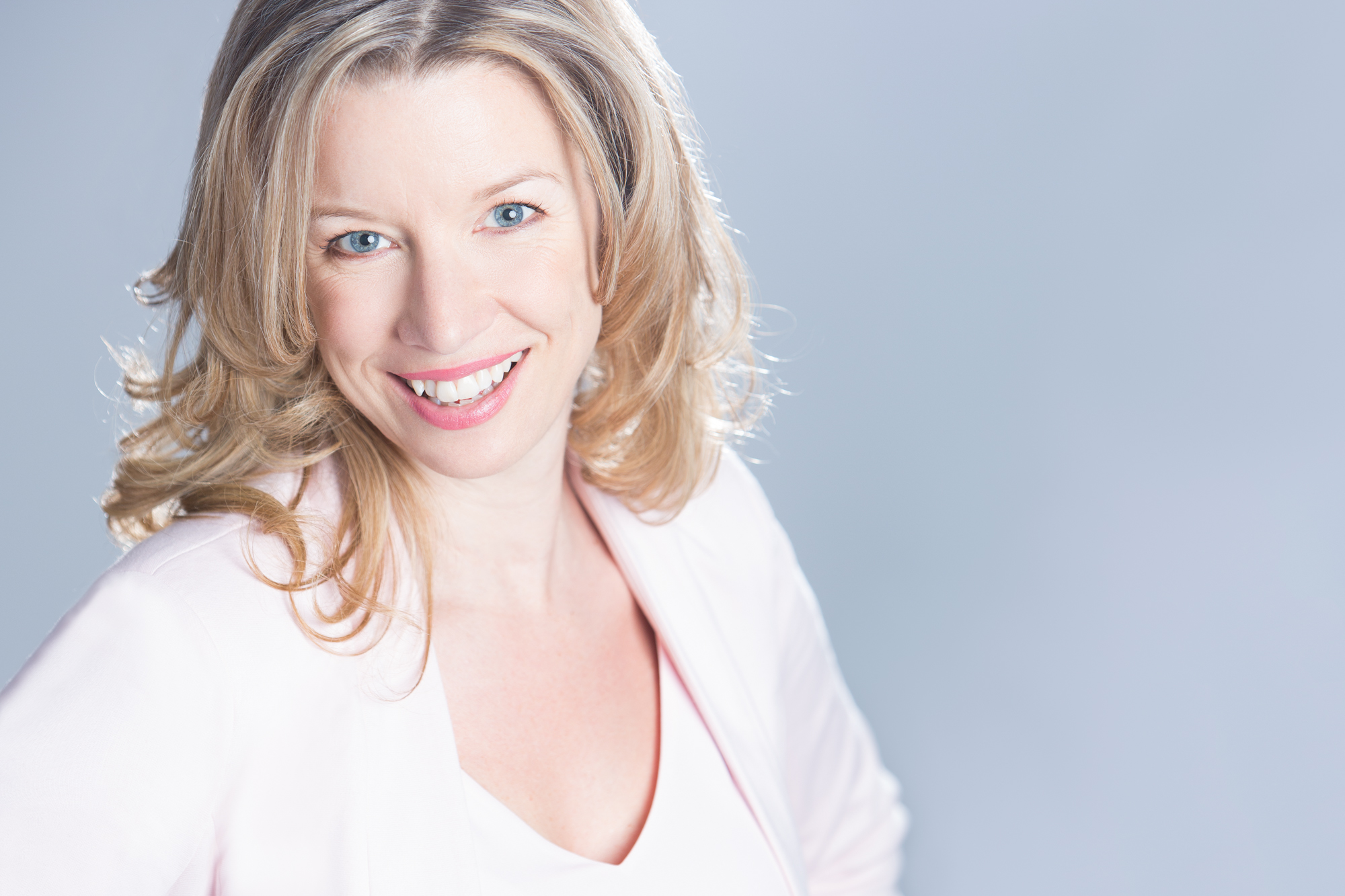 STUDIO Photo Marie Jose Hains Portrait Affaire  U7A3280 Modifier